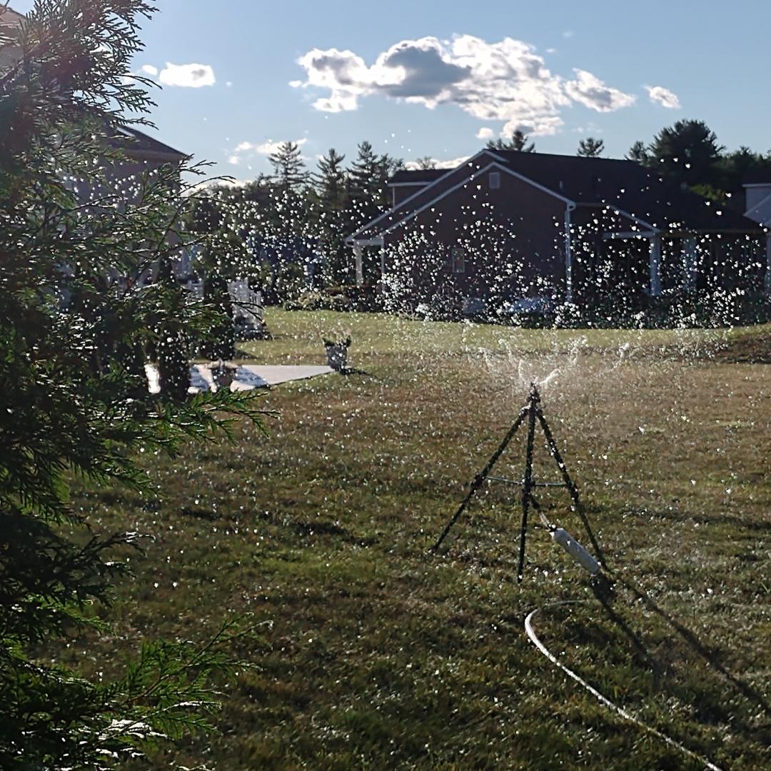 Xcel Wobbler Sprinkler with Telescoping Tripod